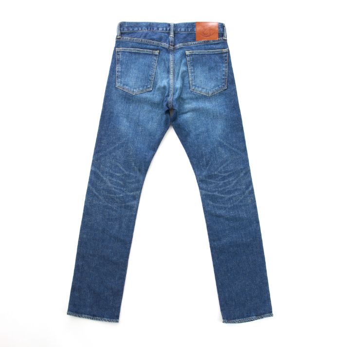 52289 ストレッチタイトストレートパンツ ETERNAL